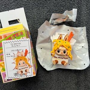 The Monster (LABUBU) Wacky Mart (Chow Mein)
